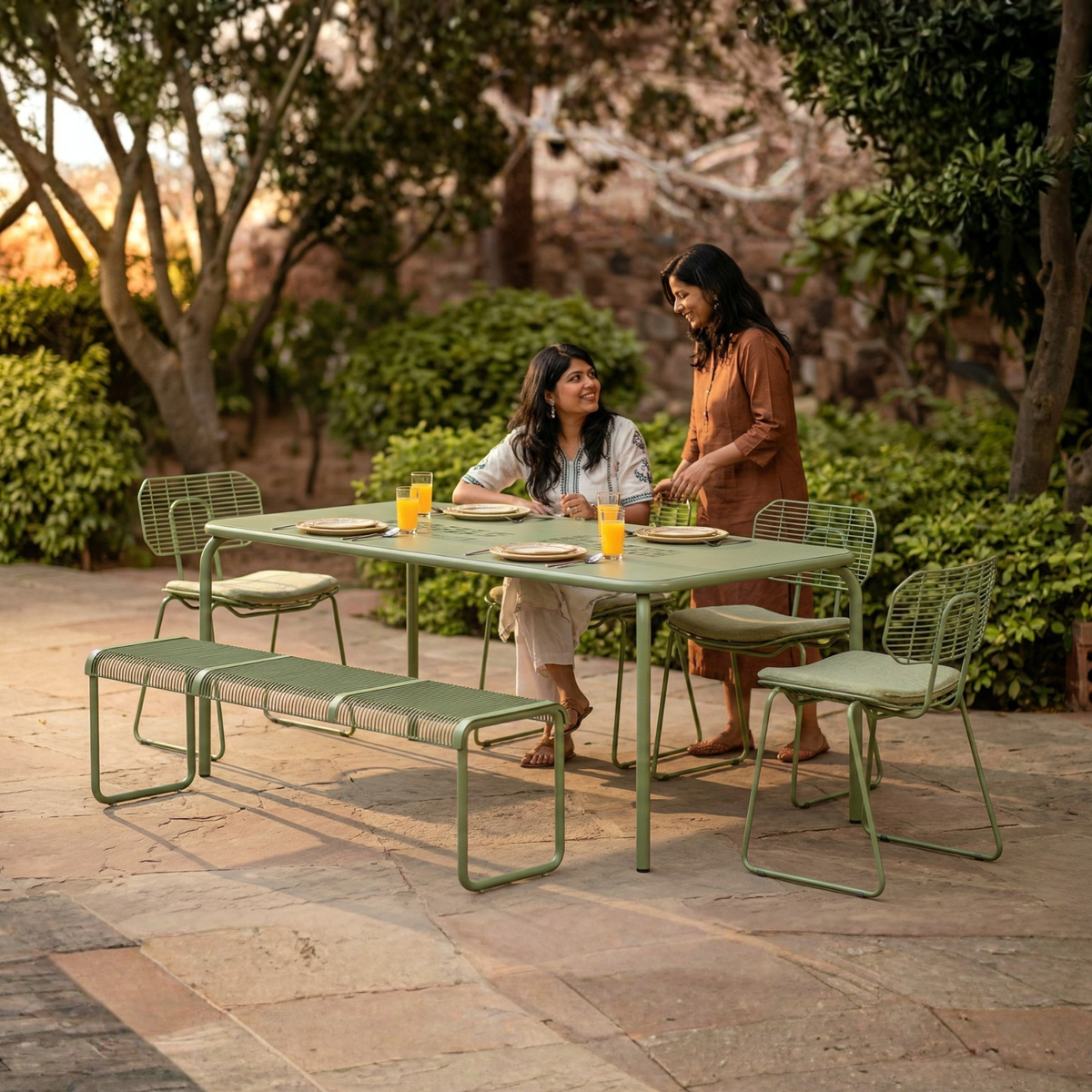 Solido 8 seater Dining Table With Metal Top